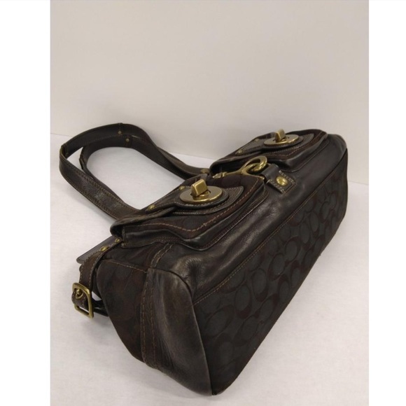 ❌SOLD ❌ SOLD❌ Coach 1941 Dark Legacy Signature - Picture 4 of 8